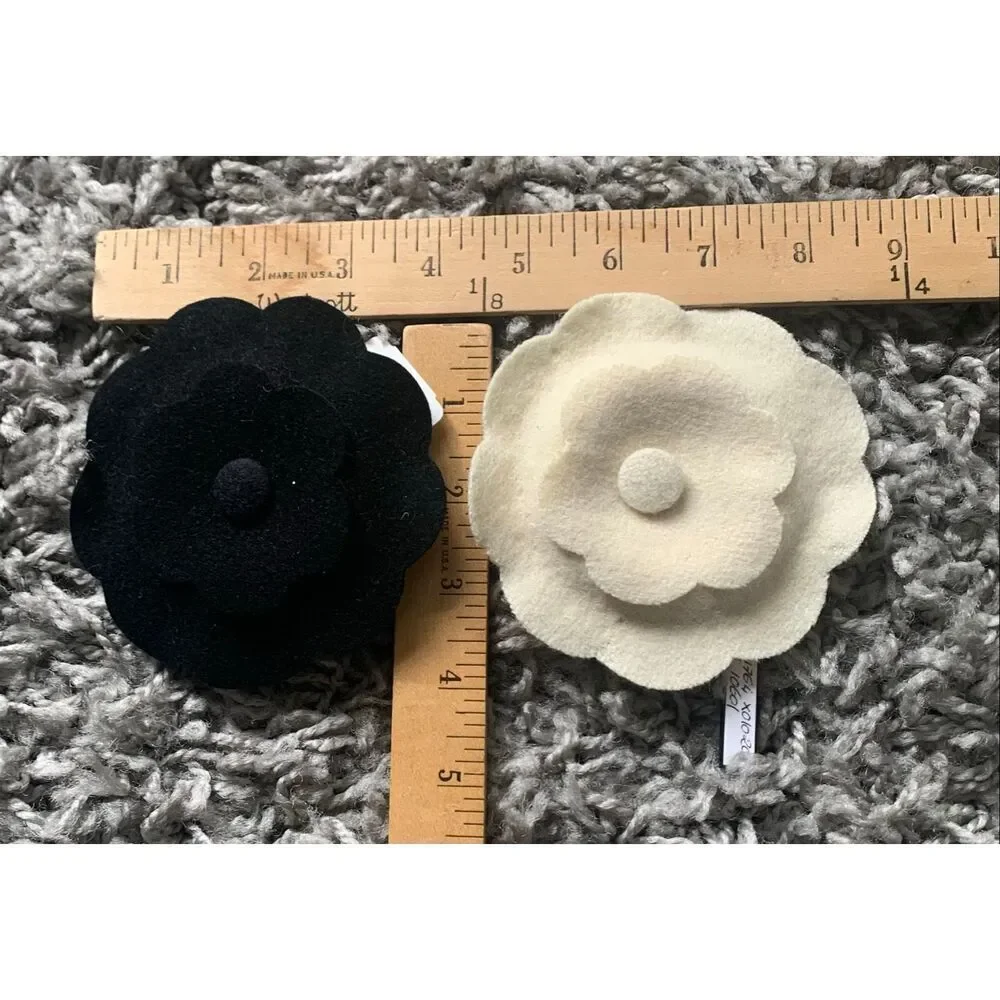 NEW NWT 2 CHANEL Authentic Vintage black & white Felt Camellia Flower Brooch Pin